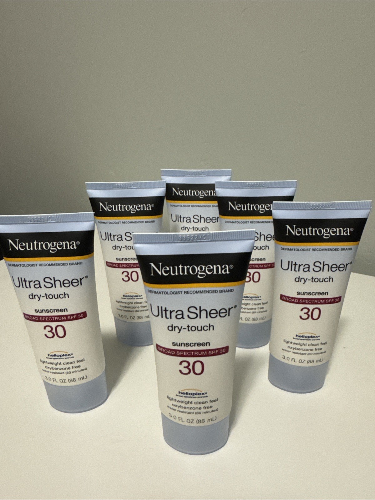 Neutrogena Sunscreen Lotion SPF 30 Broad Spectrum 3.0 Oz Ex 11/2024