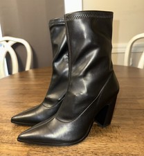 Vince Camuto Black Boots Ankle Pointed Toe Soft Side Zip Heel Booties NEW