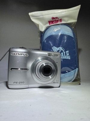 Digitalkamera - Olympus FE-210 - 7.1 MP - 3x optischer Zoom - Vintage
