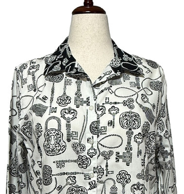 Chicos Top Womens XL 3 Black White No Iron Key Lock Print Button Up Long Sleeve