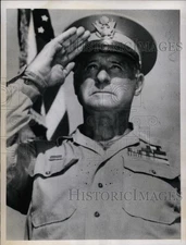 1944 Press Photo Maj Gen Innis P. Swift on Luzon, P.I.