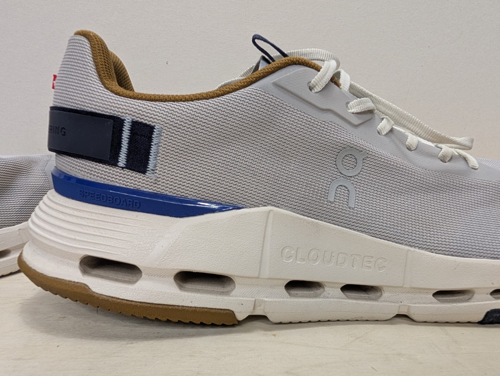 ON Cloud Cloudnova Form 2 Shoes Silver Heather Si… - image 3