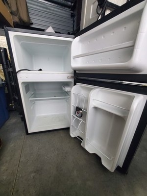 2 door mini fridge. top freezer fridgidaire