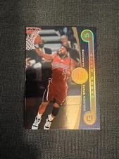 2005-06 Topps First Row Golden State Warriors Baron Davis 120/325 Gold Rainbow