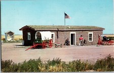 V.A. Postal de colección A10 Kear's Sod House Museum Colby KS Hwy 24