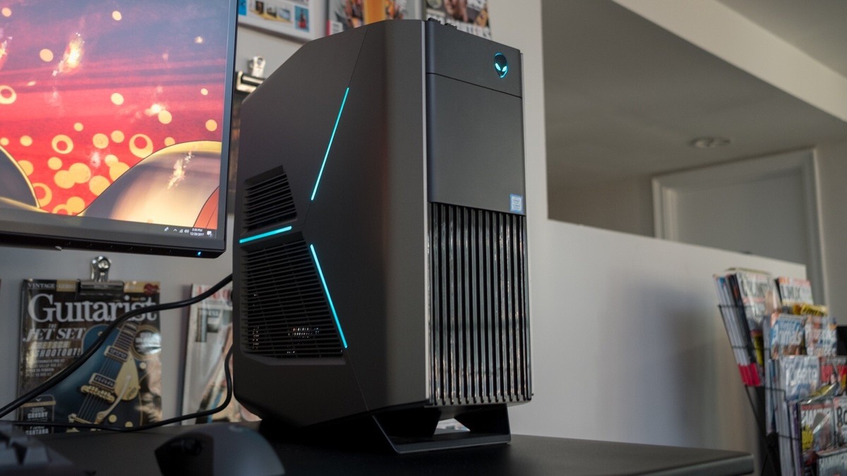 alienware aurora r7 I5-8400 GTX 1060 16gb 1tb HDD 500gb SSD
