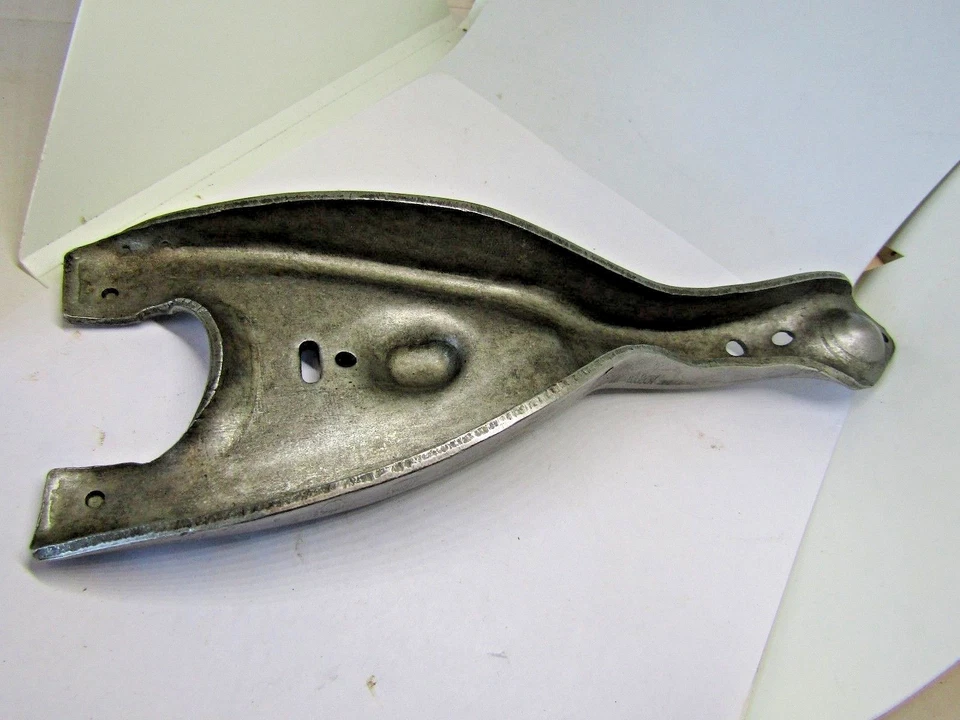 Horquilla de embrague CF212 AX4/AX5 transmisiones para Jeep CJ/SJ/MJ 1976 1986 14566 Foto 2 de 4