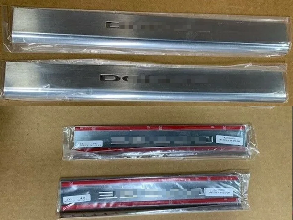 New For 2009 - 2019 Dodge Journey DOOR ENTRY SILL KIT 82210810 OEM US STOCK Foto 2 de 4