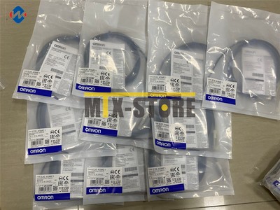 1PCS NEW OMRON E2E-X5ME1 Sensor&Proximity Switch