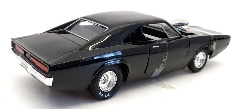 Jada 1/24 Scale 31942 - 1970 Dodge Charger Dom's Fast & Furious - Black - Image 3 of 4