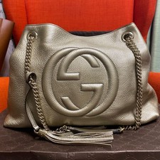 Gucci Soho Leather Shoulder Bag Metallic Champagne Gold Soho Chain Shoulder Bag
