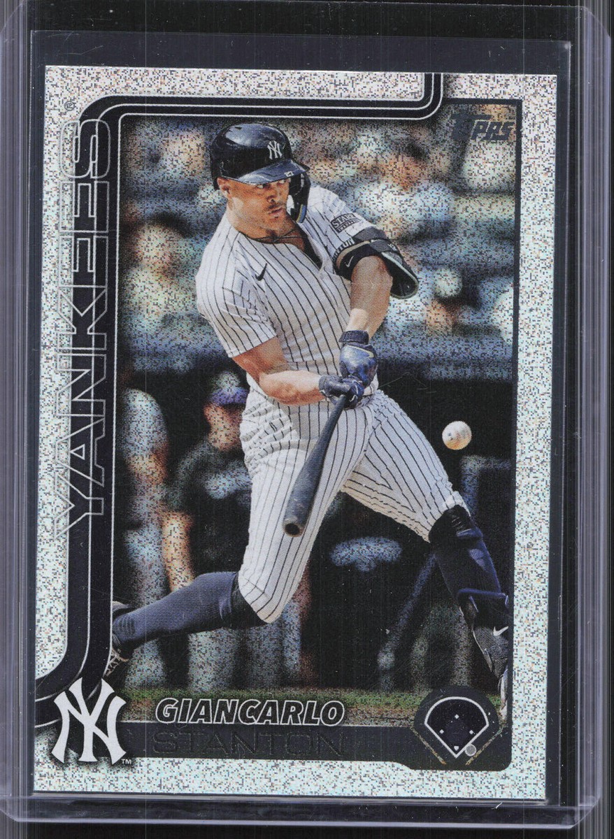 2025 Topps Series 1 #262 Giancarlo Stanton Sparkle Foil New