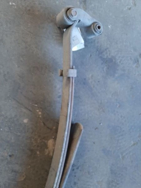 1999-2007 GMC SIERRA 1500 PICKUP Rear Leaf Spring Crew Cab 6' 6" 15246971 - Image 3 of 4