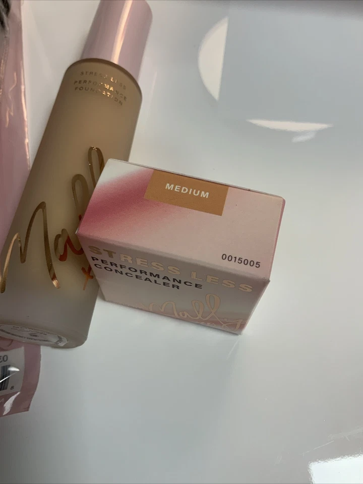 MALLY STRESSLESS FOUNDATION 30ml IN Medium, BRUSH, CONCEALER ,MASCARA SET - Image 3 of 4