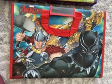 Marvel Avengers Character Tote Bag Activity Kit excellent condition