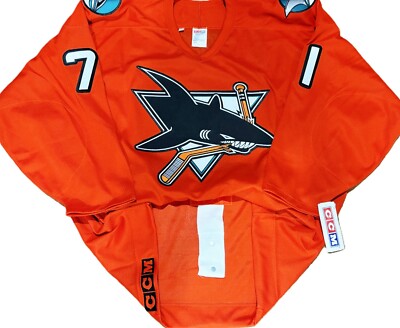 VINTAGE-PRO-52 MACKLIN CELEBRINI SJ SHARKS CCM/MASKA