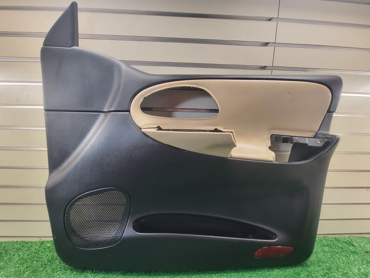 🔥2002-2009 CHEVY TRAILBLAZER Door Panel Front PASSENGER armrest