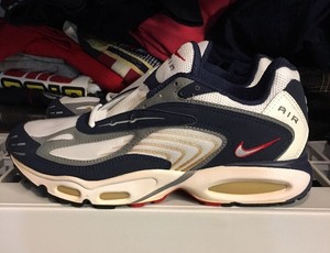 nike air international