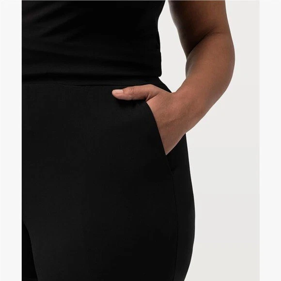 Calça Ulla Popken Feminina Casual Elástica Cintura Preta Perna Larga 20/22 - Imagem 4 de 4