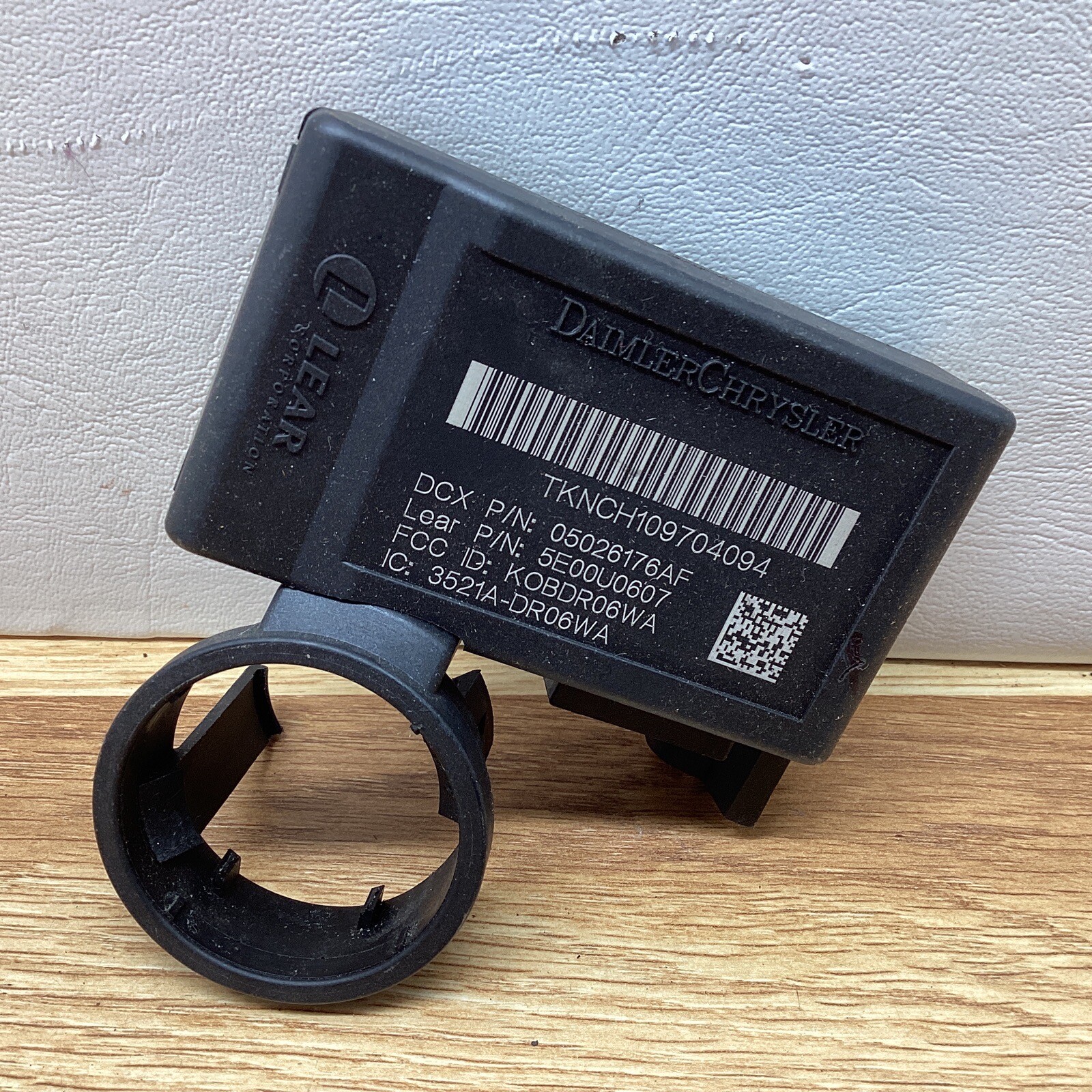 DODGE DURANGO IGNITION SYSTEM SWITCH ANTI THEFT IMMOBILIZER P05026176AF