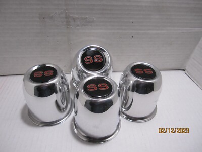 4 WELD  PRO STAR RACING CENTER  ALUMINUM   CAPS  5 LUG WHEELS 3.17'' W/RED SS