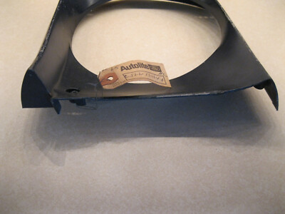 アクセサリー P64 C4ZB-13064-A VINTAGE FORD 64-66 MUSTANG HEADLIGHT DOOR BEZEL