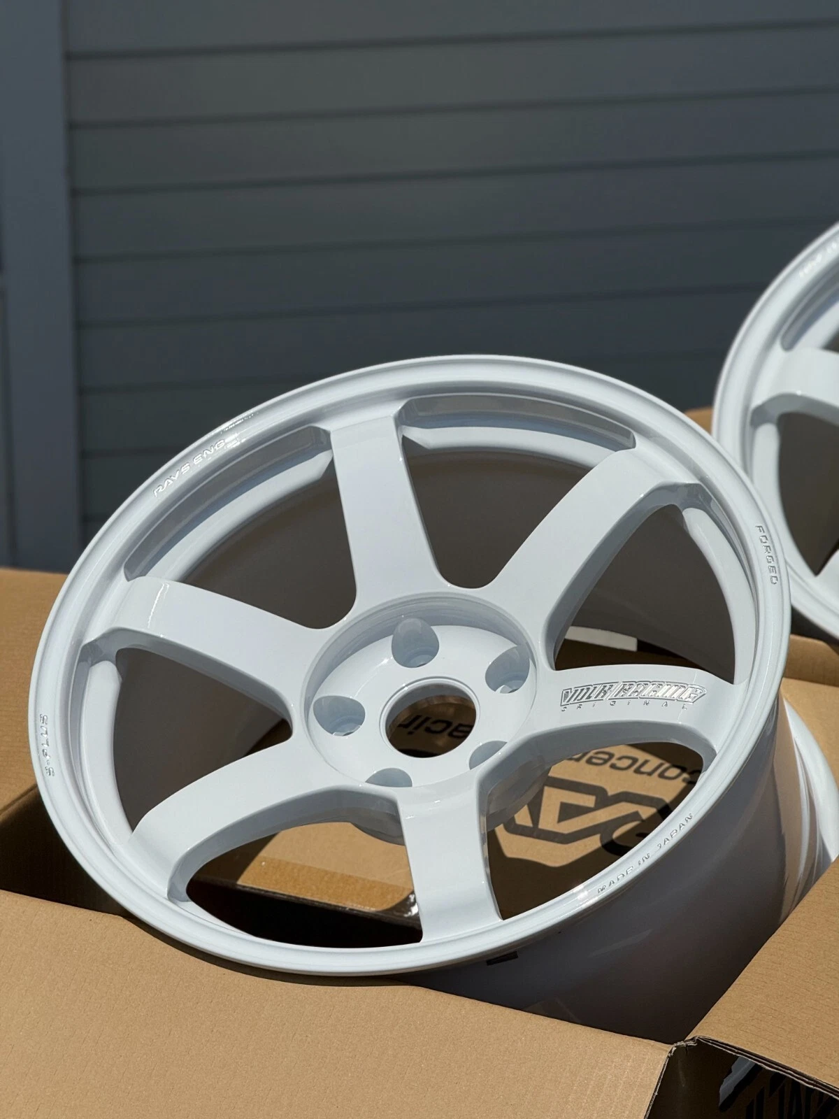 Volk Racing TE37 Saga S-Plus