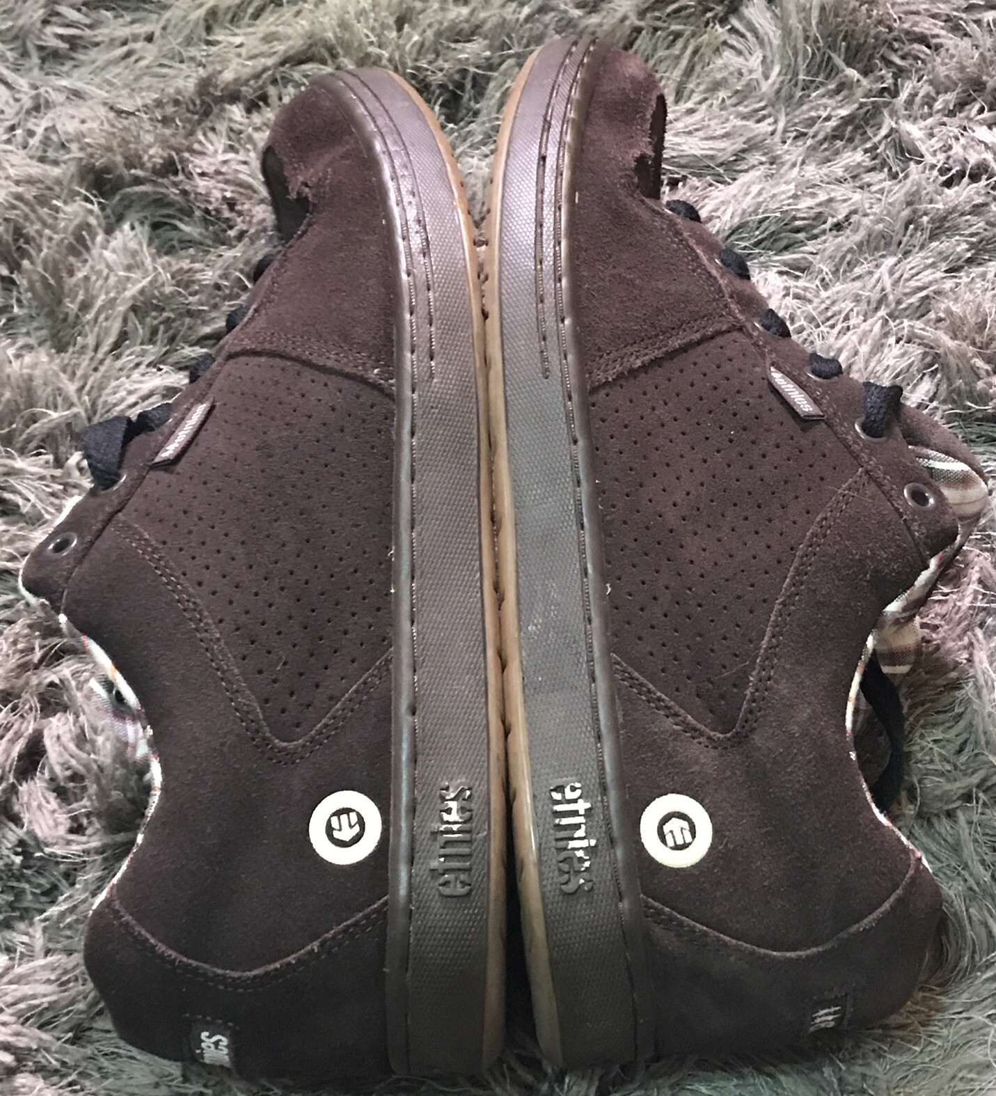 Picture 4 of 12