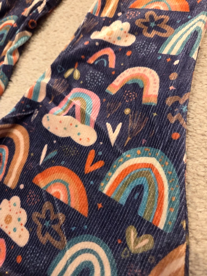 Mila & Rose Niñas 5-6 Terciopelo Acampanado Pantalones Arco Iris Corazones Leggings Suaves Lindos Nuevos sin Etiquetas Foto 3 de 3