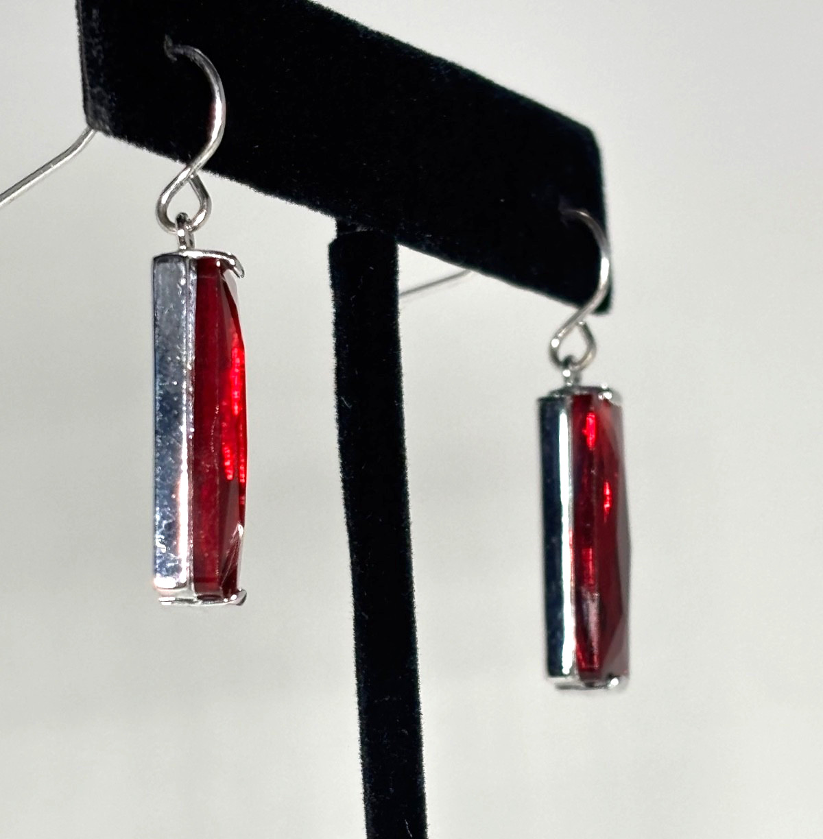 Faceted Red Crystal long rectangle dangle earring… - image 5