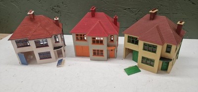 (Needs TLC) X3 Häuser Plastikgebäude Spur HO Maßstab 1/87