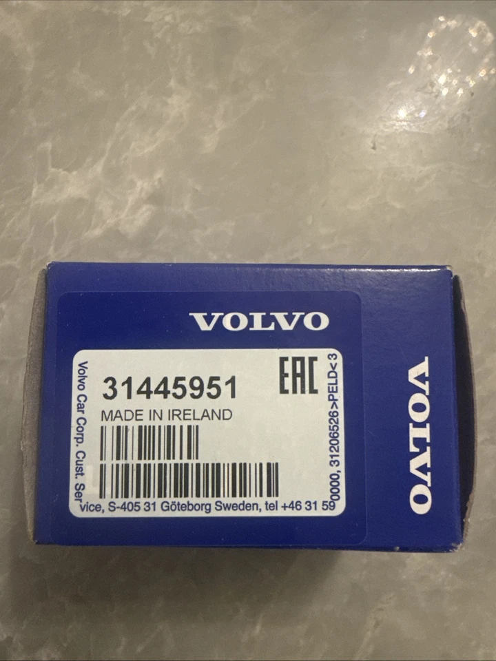 Cámara de asistencia de estacionamiento delantera Volvo XC40 XC60 XC90 S60 S90 V60 31445951 OEM nueva Foto 2 de 3