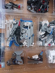 Lego Technic Slammer Turbo 8242 And Mindstorms R2d2 No Instructions No Box