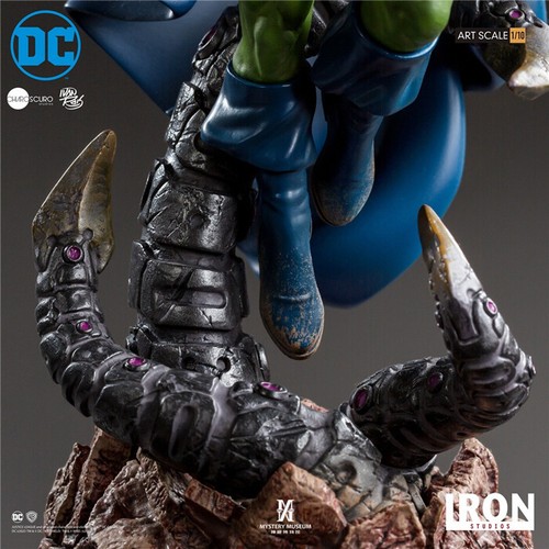 Ready Iron Studios DCG30020-10 1/10 Superhero Mars Hunting Statue GK Figure - Picture 7 of 12