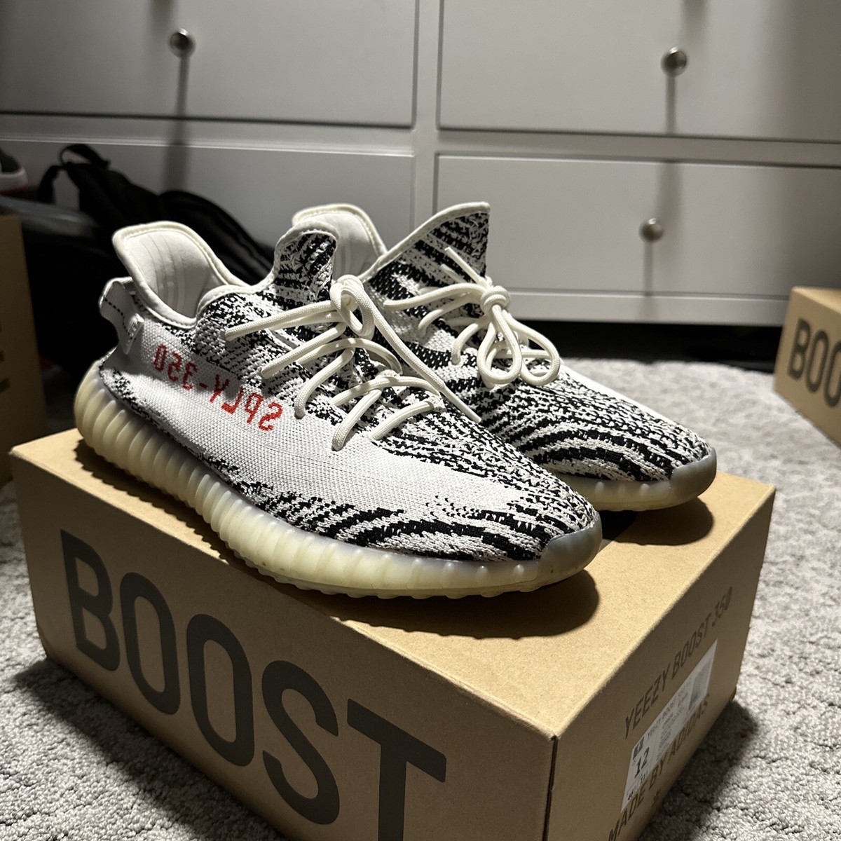 Size 12 - adidas Yeezy Boost 350 V2 Zebra 889773948234| eBay Size 12 - adidas Yeezy Boost 350 V2 Zebra 889773948234| eBay