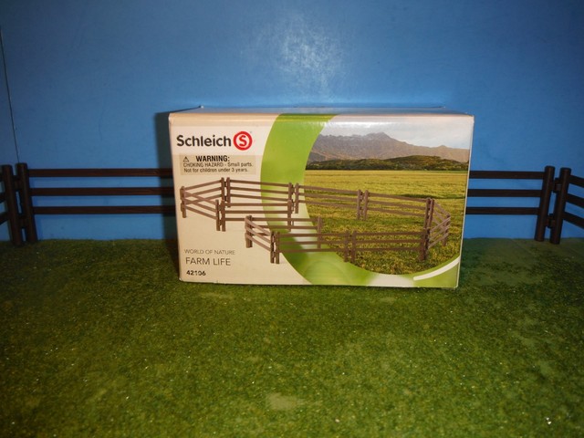 schleich paddock set