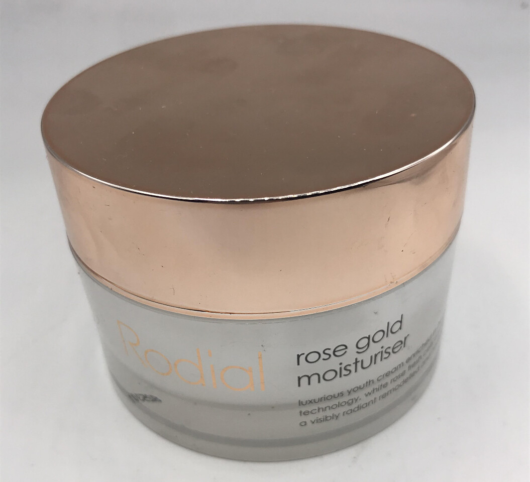 rodial rose gold moisturizer