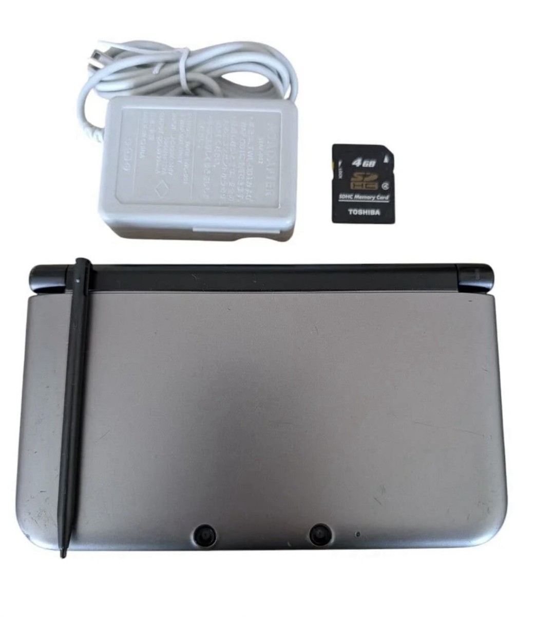 ニンテンドー3DS - ニンテンドー3DS LL シルバー／ブラック　美品 Amazon.co.jp: ニンテンドー3DS LL シルバーXブラック【メーカー