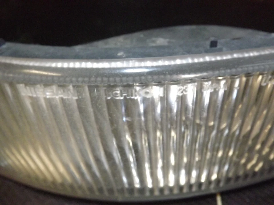 96-98 OEM Infiniti I30 A32 parachoques delantero posición luz montaje lámpara 9237 FL Foto 2 de 4