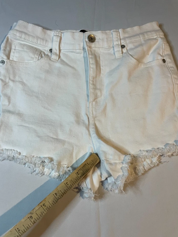 Pantalones Cortos de Jean Kendall + Kylie The Drifter para Mujer Talla 7/28 Blanco Denim Tiro Alto Foto 2 de 4