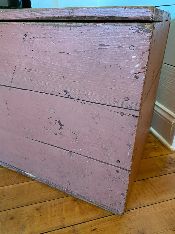 Pintura antigua de salmón para baúl pintado de madera Foto 2 de 4