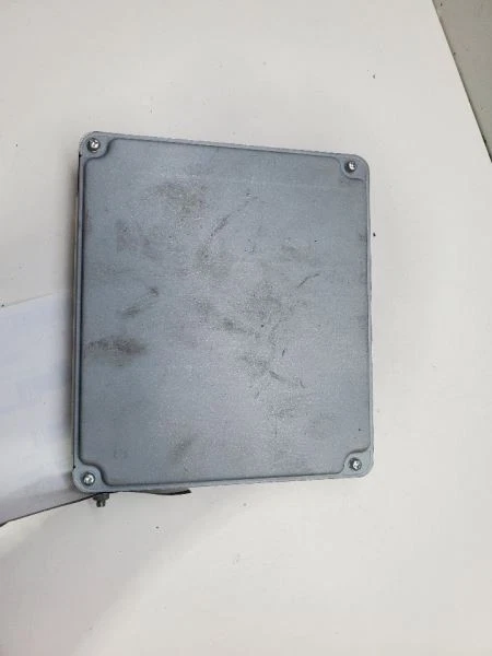 Toyota Tacoma 2005 motor ECM módulo de control electrónico MPN: 89661-04A70 Foto 4 de 4