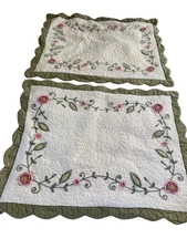 VTG JCP Quilted Embroidered Crochet Rose Quilted Standard Shams Country cottage