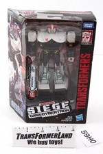 Prowl Sealed MISB MOSC Deluxe War for Cybertron - Siege Transformers