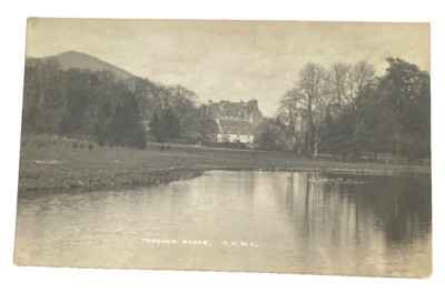 Traquairhaus.   (T.H.M.C.) - um 1910