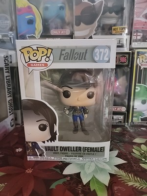 Funko Pop! Vinyl: Fallout - Vault Dweller (Female) (w/ Stimpack) #372