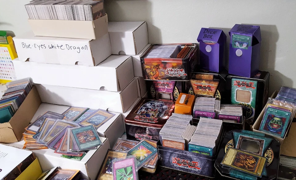 100 + 第 1 版和无限版 YUGIOH 卡批量奖励全息罕见老 Yu-Gi-Oh! — 第 3/4 张图片