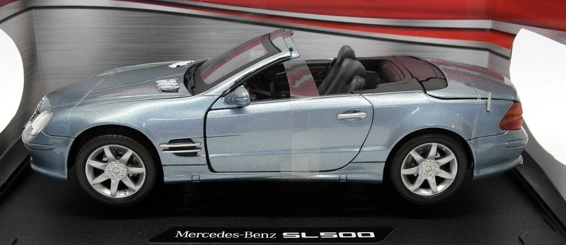 Motormax 1/18 Scale Diecast - 73130SIL Mercedes Benz 500SL Blue Silver - Image 2 of 3