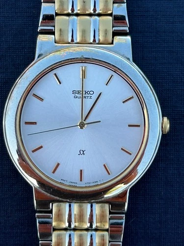 Seiko Vintage Men's Black Watch - SX V701