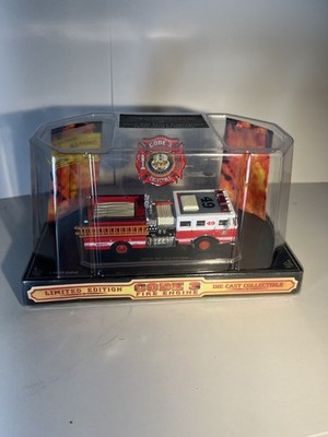 CODE 3 Seagrave Pumper Engine #49 Fire Truck CIty of Houston 1:64 FIRE TRUCK